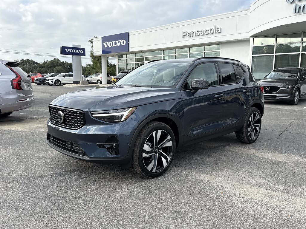 2026 Volvo XC40 B5 Ultra AWD