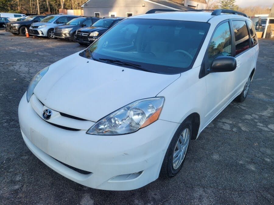 2007 Toyota Sienna CE 7-Passenger