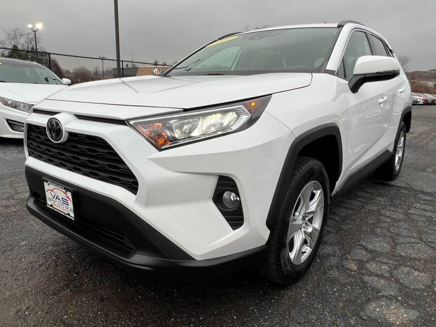 2020 Toyota RAV4 XLE AWD