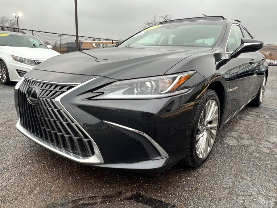 2023 Lexus ES 350 Luxury FWD