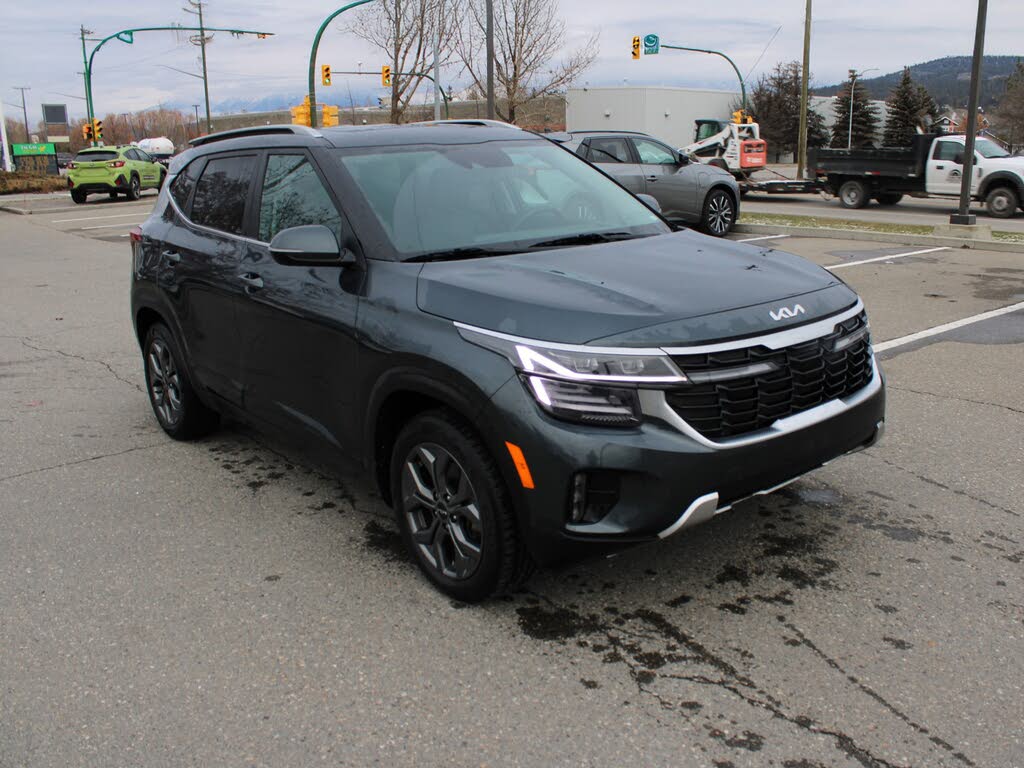 2024 Kia Seltos EX AWD