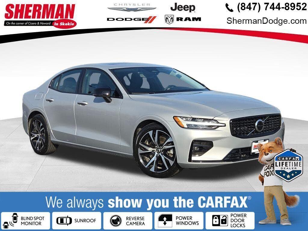 2024 Volvo S60 B5 Core Dark Theme FWD