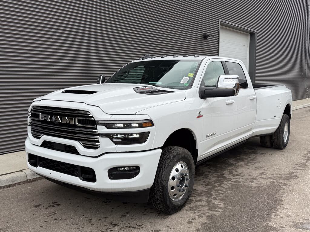 2026 RAM 3500 Laramie Crew Cab LB DRW 4WD