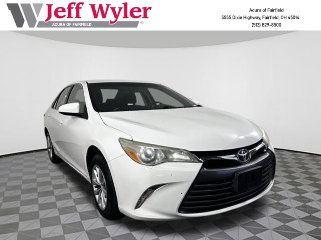 2016 Toyota Camry LE
