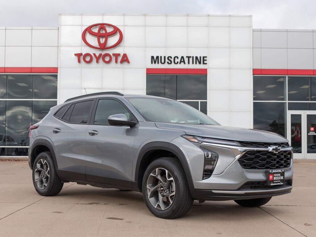 2025 Chevrolet Trax LT FWD