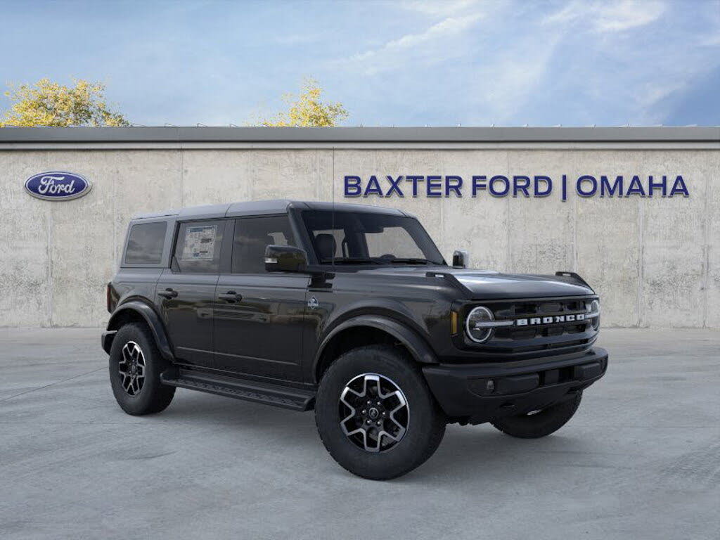 2025 Ford Bronco Outer Banks 4-Door 4WD