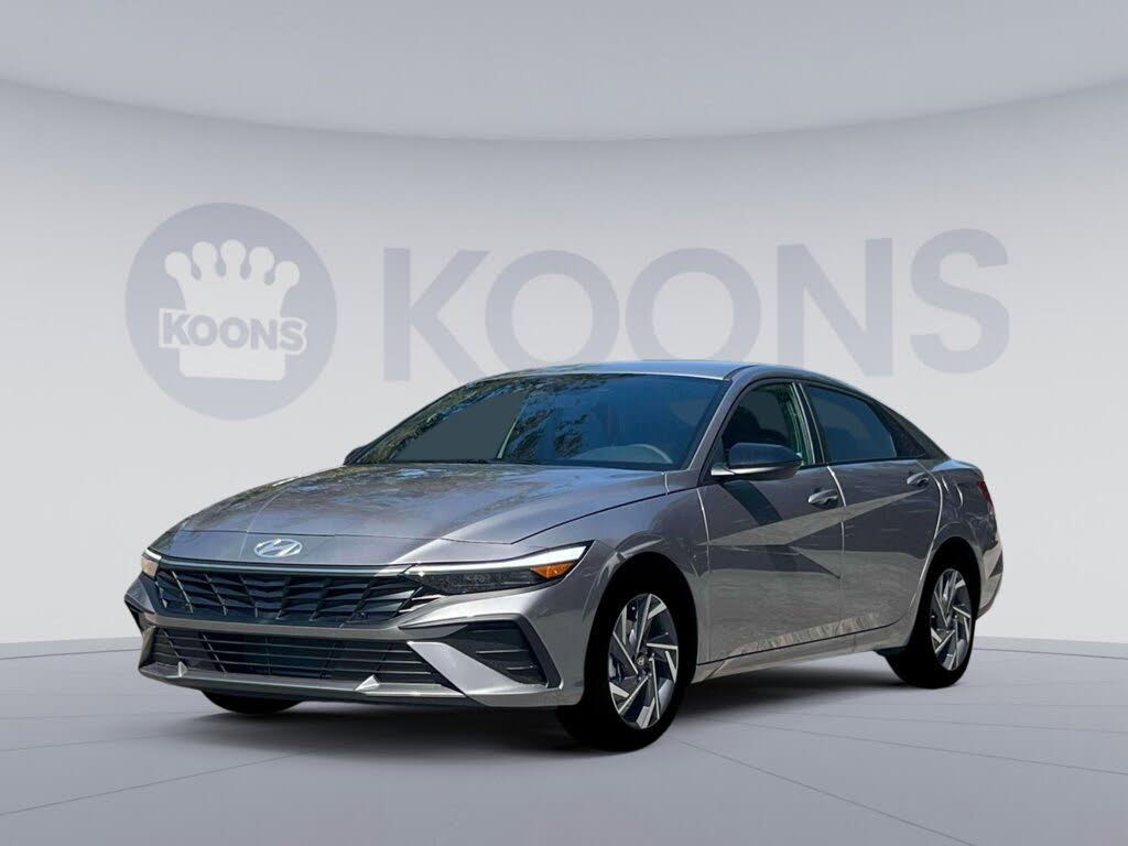 2025 Hyundai Elantra SEL Sport FWD