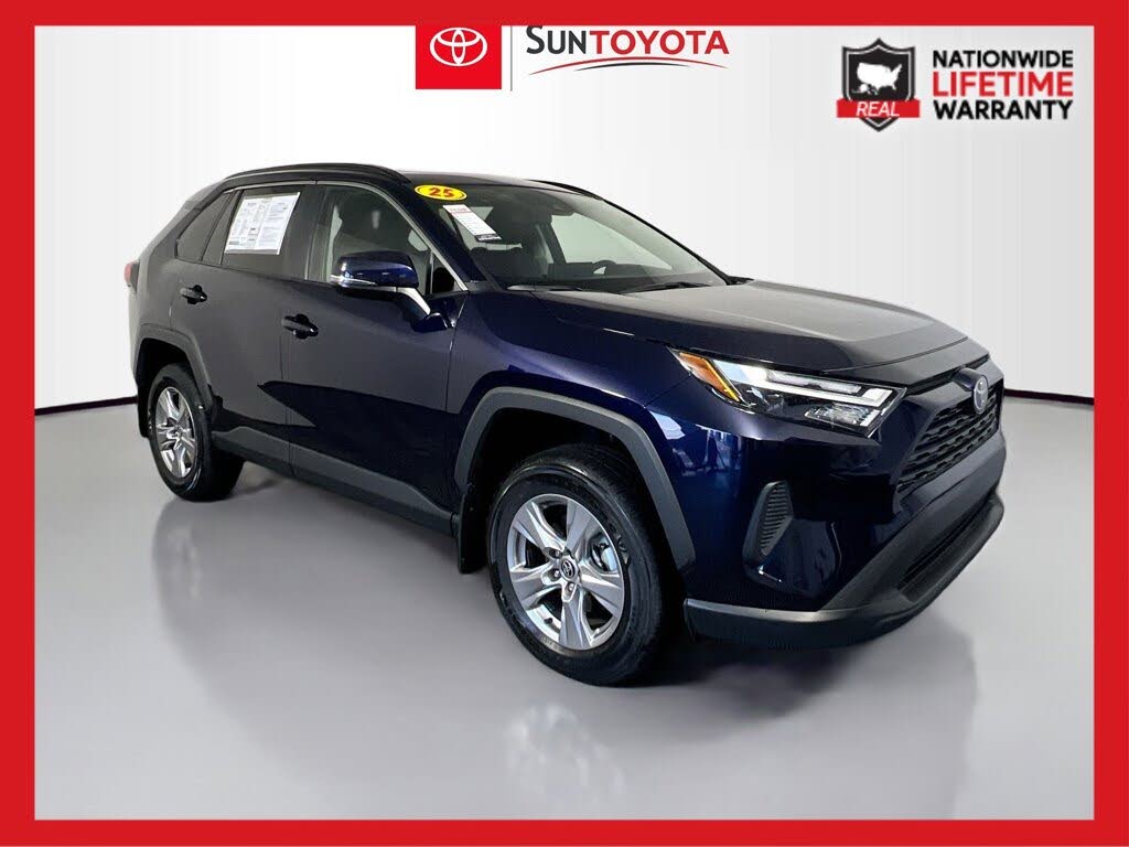 2025 Toyota RAV4 XLE FWD