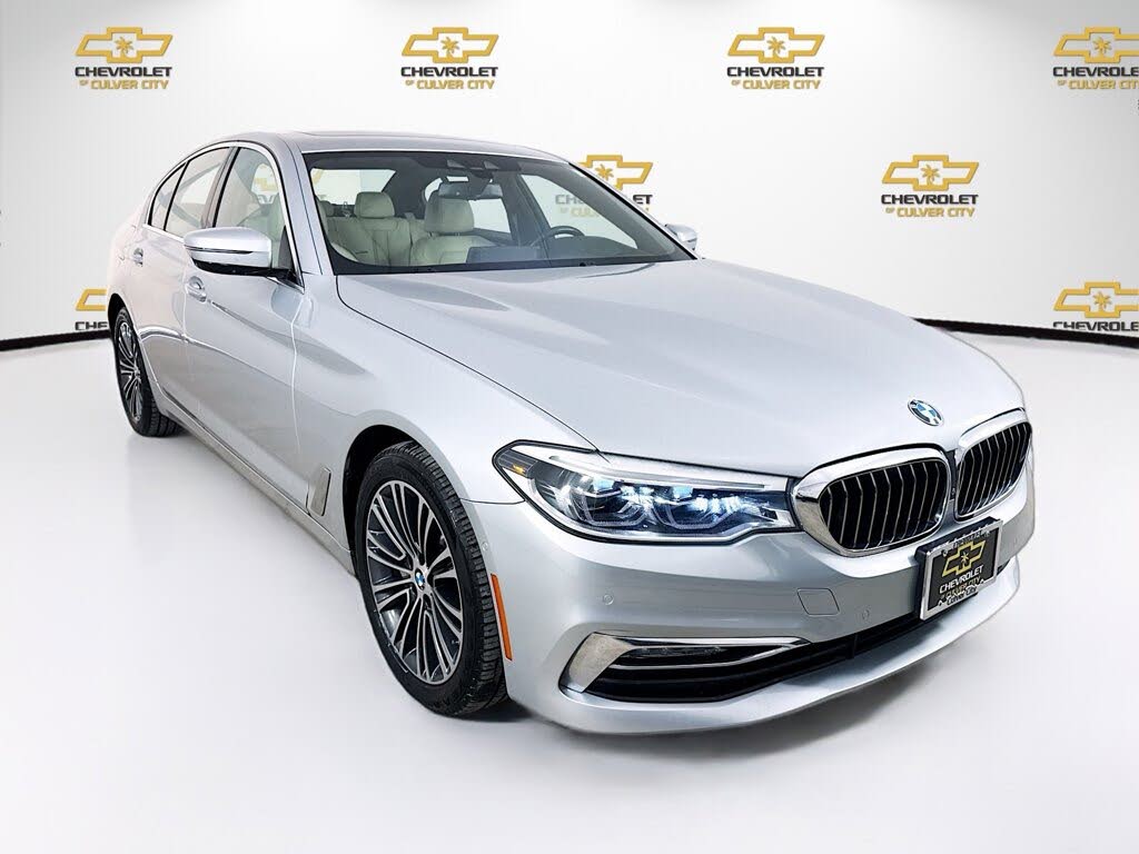 2018 BMW 5 Series 530i Sedan RWD