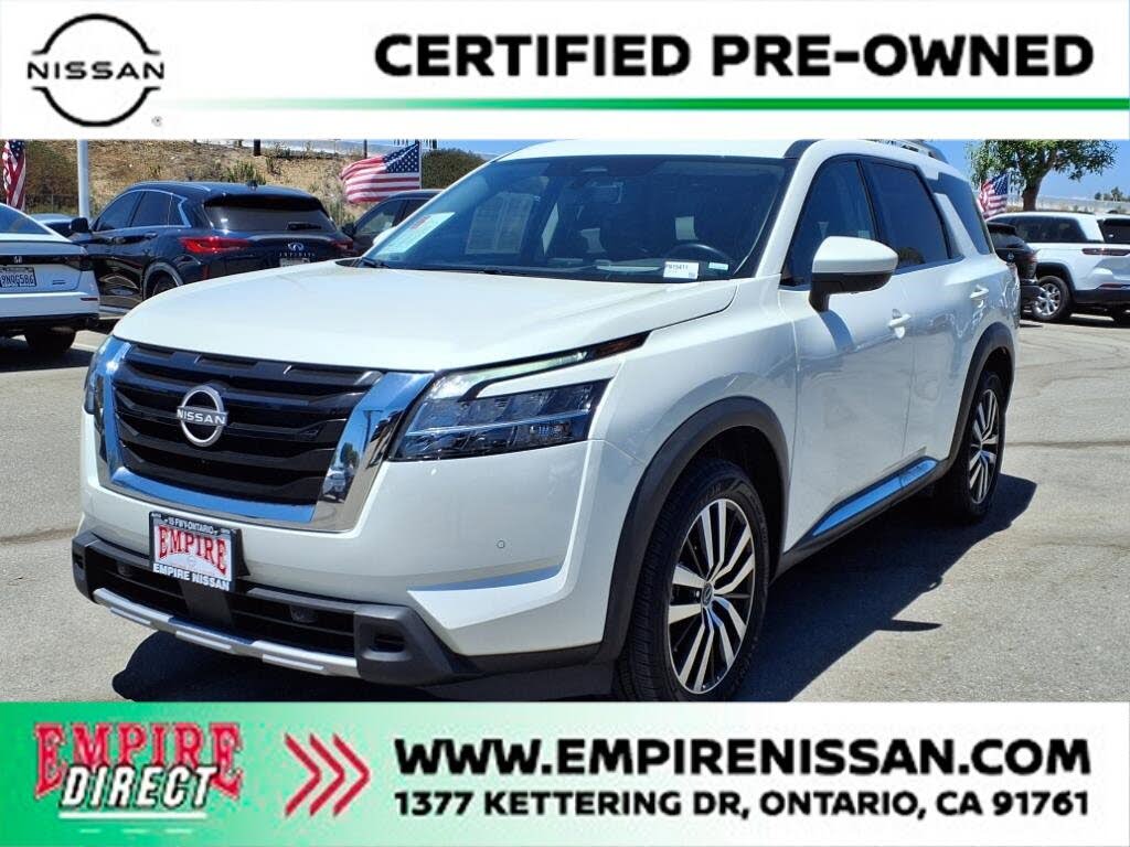 2023 Nissan Pathfinder Platinum FWD