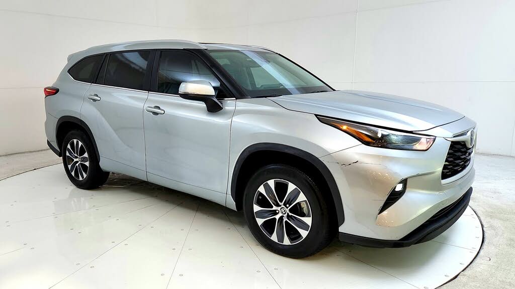 2023 Toyota Highlander XSE FWD