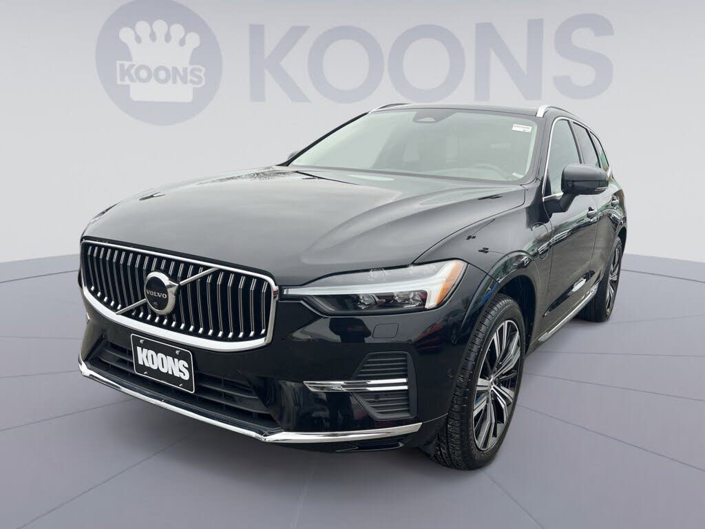 2023 Volvo XC60 Recharge T8 Plus Bright Theme eAWD