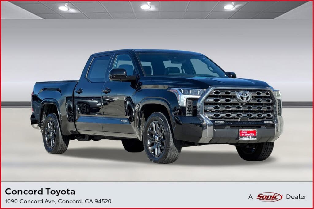 2024 Toyota Tundra Platinum CrewMax Cab LB 4WD