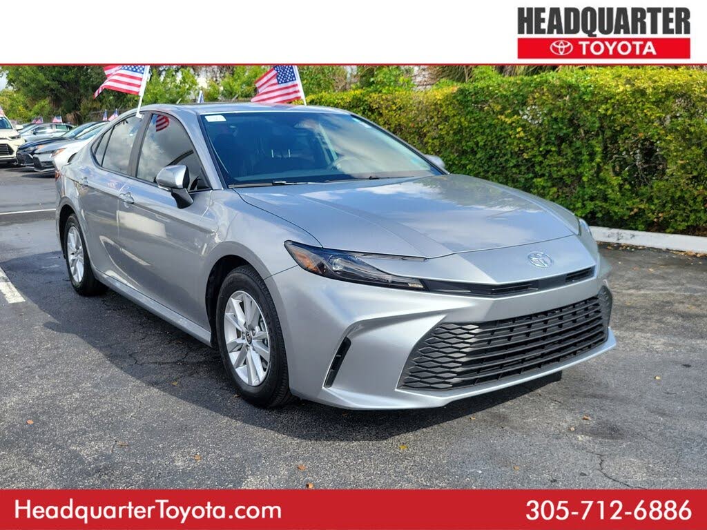 2025 Toyota Camry LE FWD