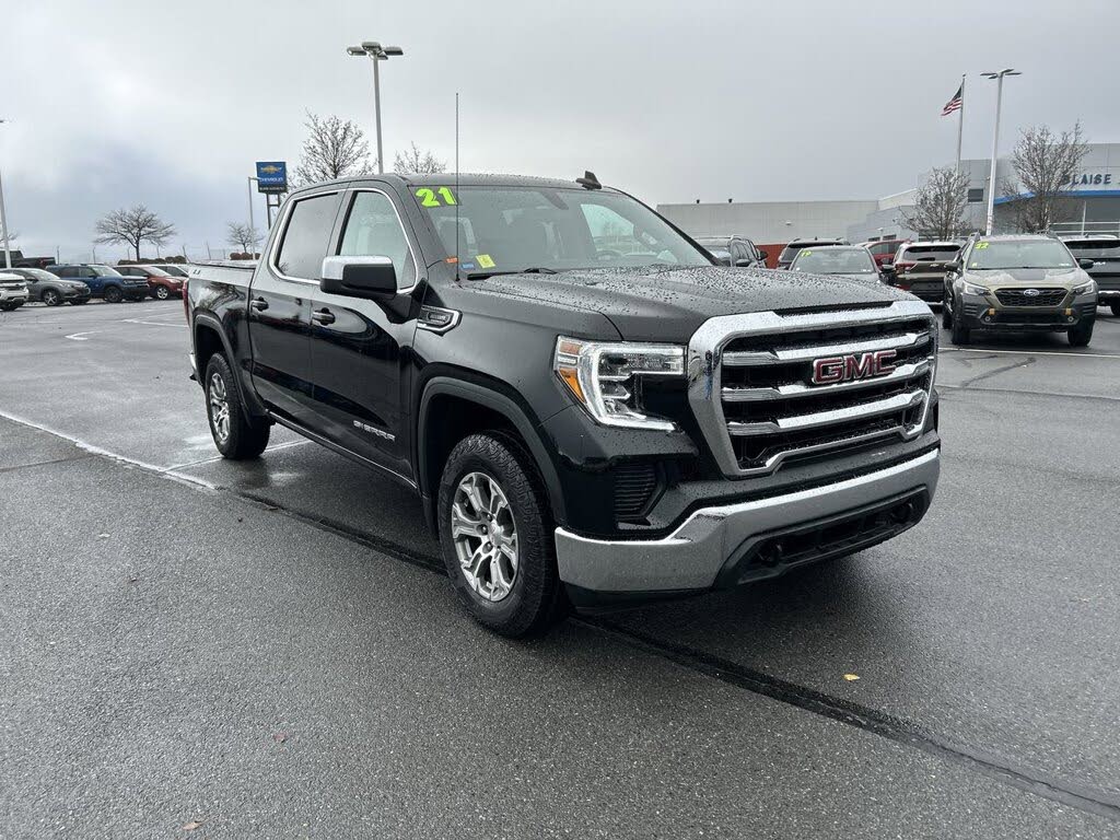 2021 GMC Sierra 1500 SLE Crew Cab 4WD