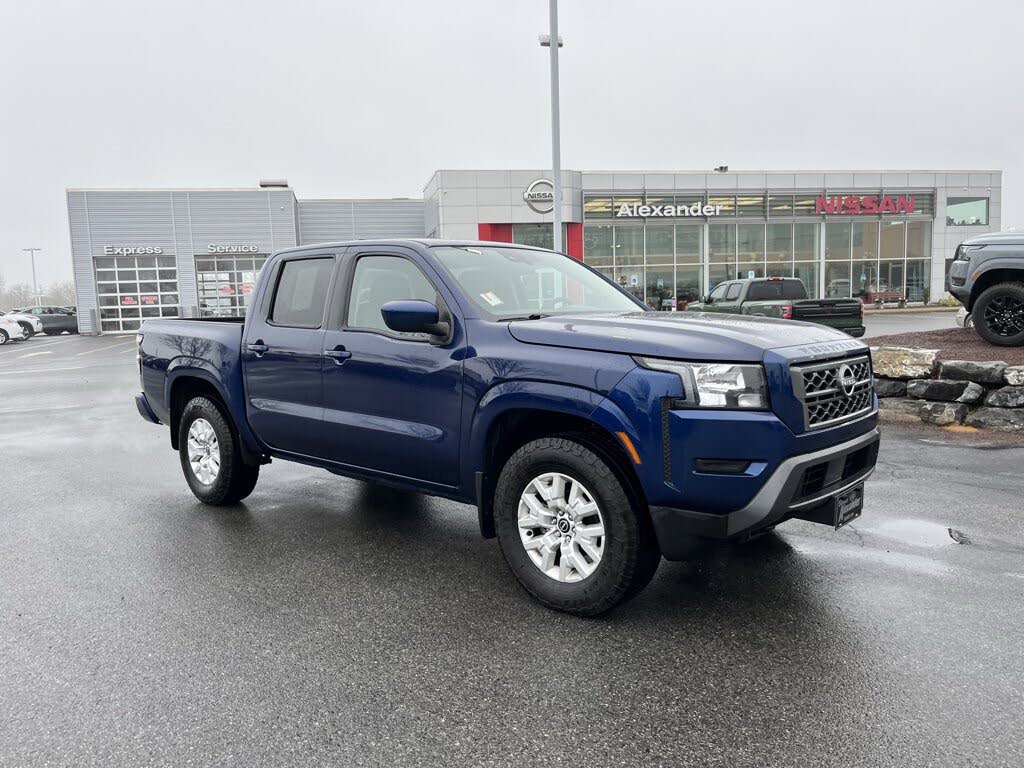 2023 Nissan Frontier SV Crew Cab 4WD