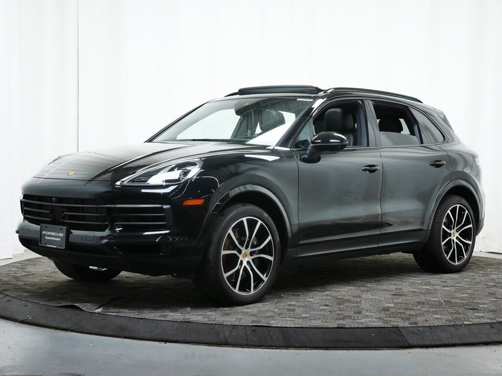 2023 Porsche Cayenne Platinum Edition AWD