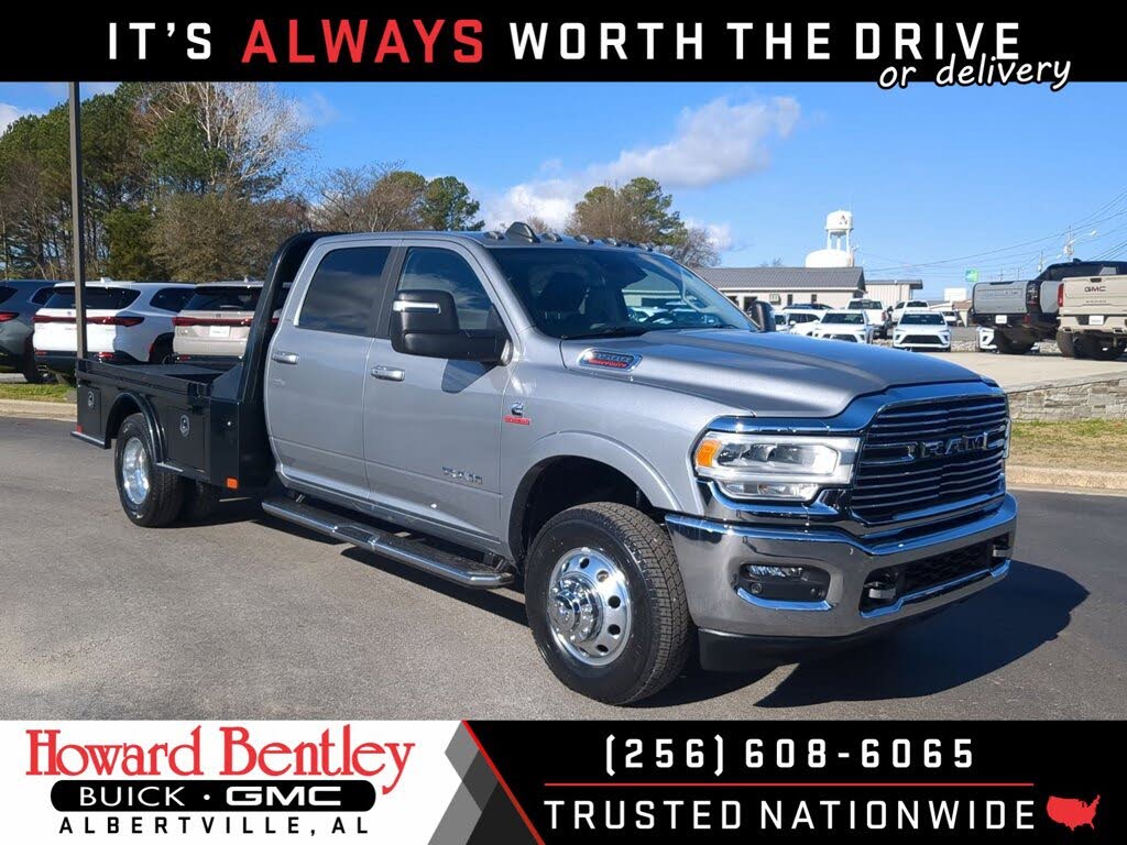 2024 RAM 3500 Chassis Laramie Crew Cab LB DRW 4WD