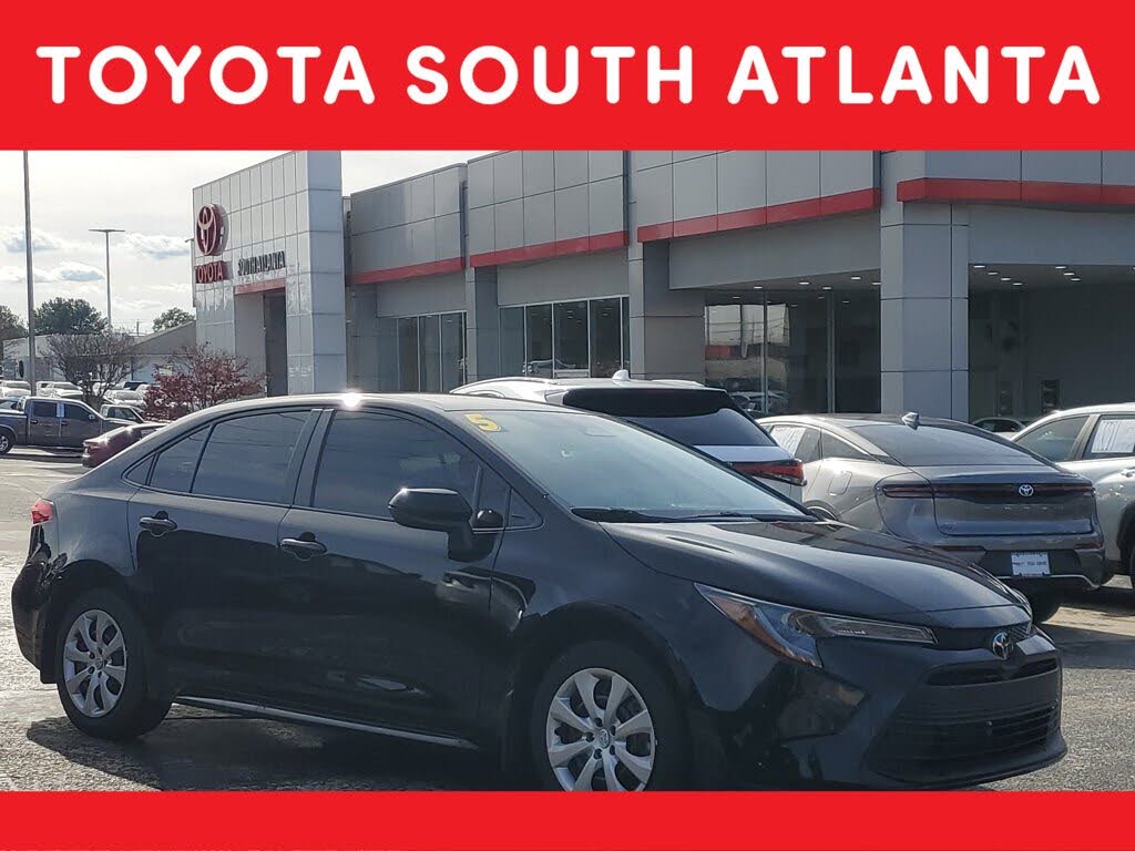 2025 Toyota Corolla LE FWD