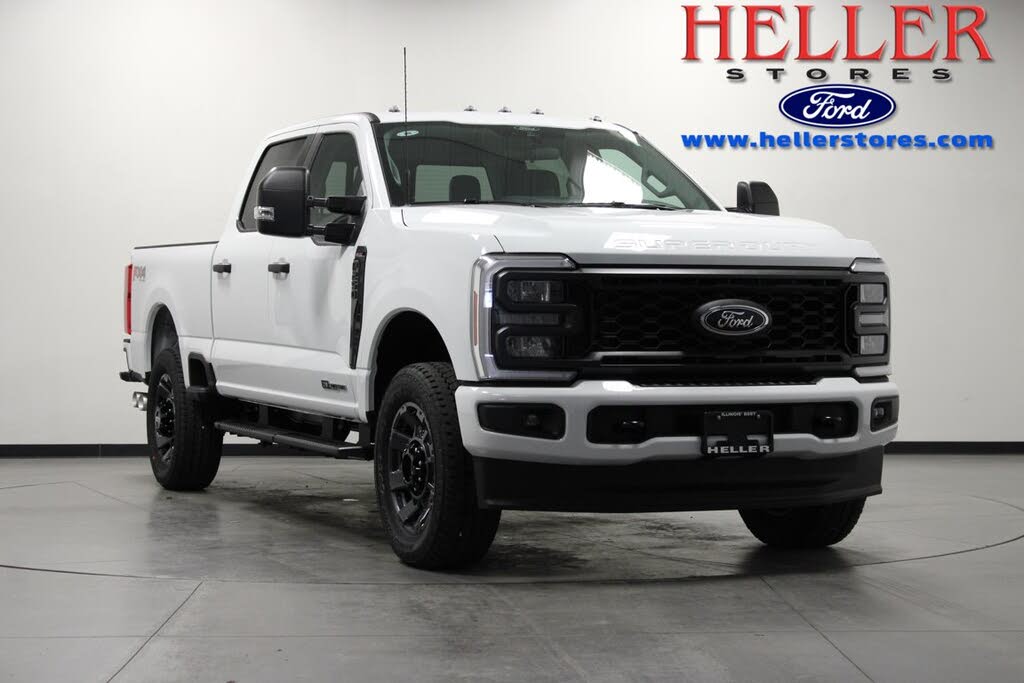 2026 Ford F-250 Super Duty XL Crew Cab 4WD