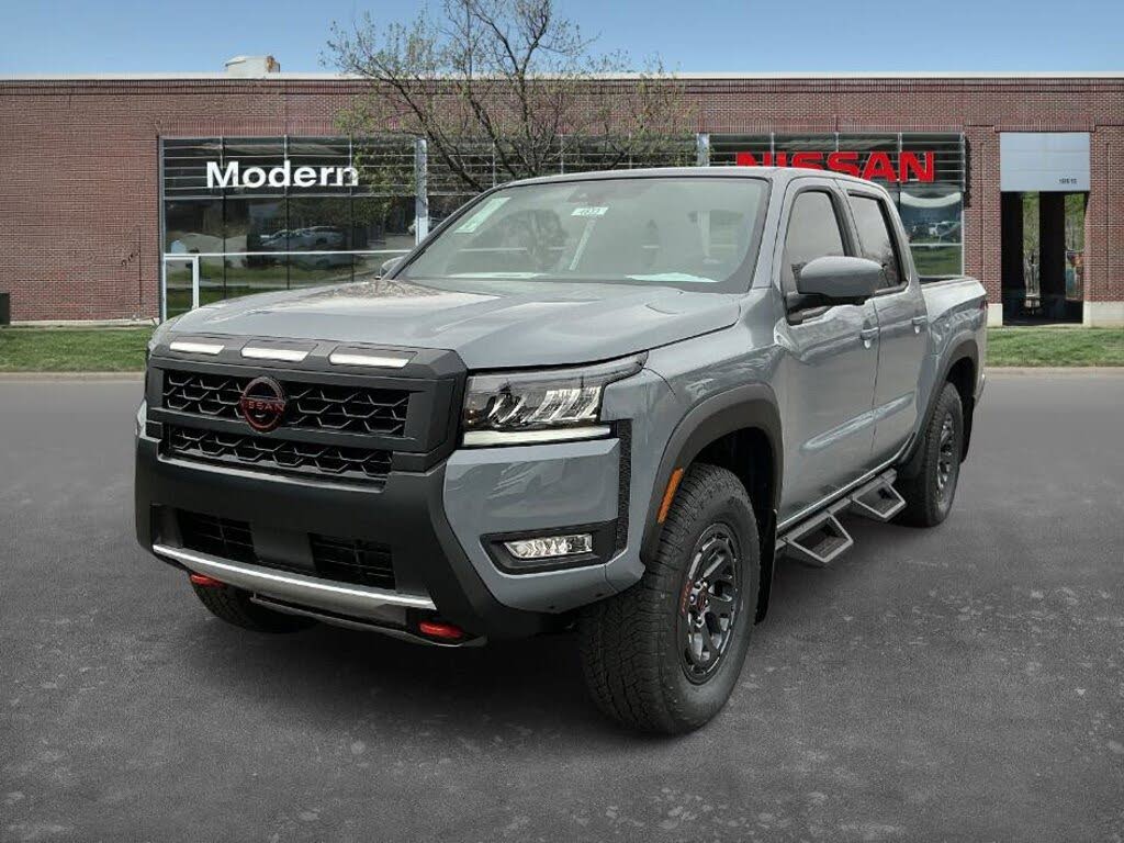 2026 Nissan Frontier PRO-4X Crew Cab 4WD