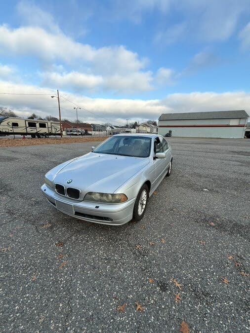 2001 BMW 5 Series 540i Sedan RWD