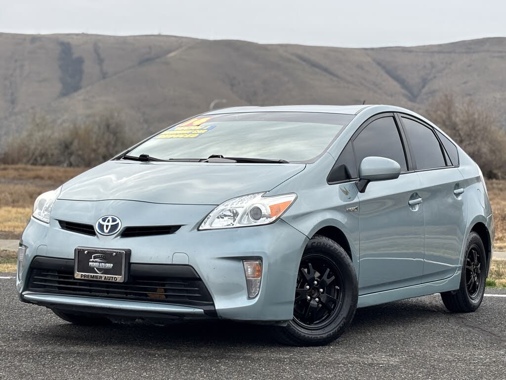 2014 Toyota Prius Two