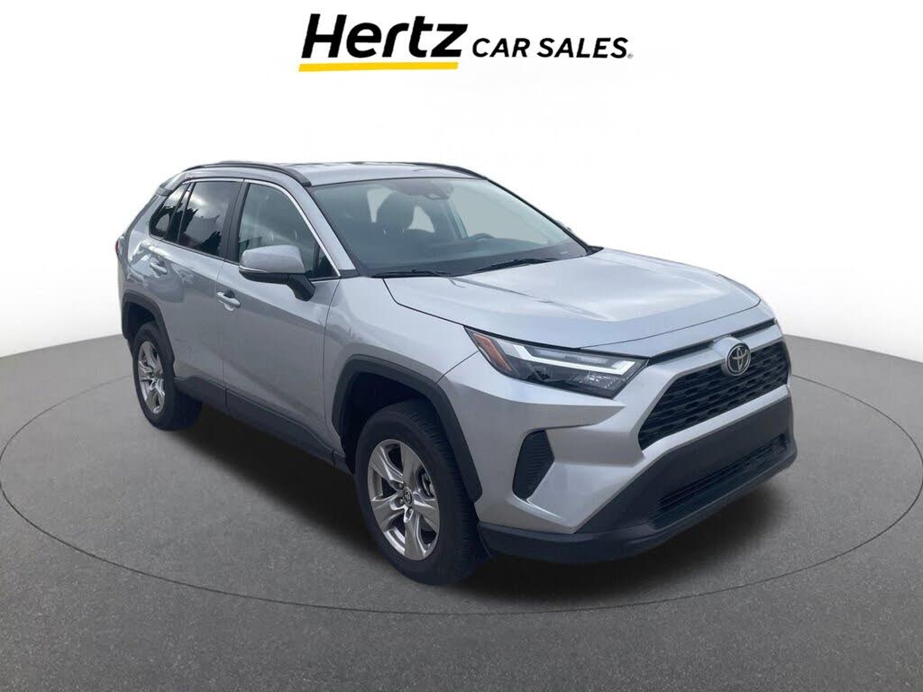 2025 Toyota RAV4 XLE FWD