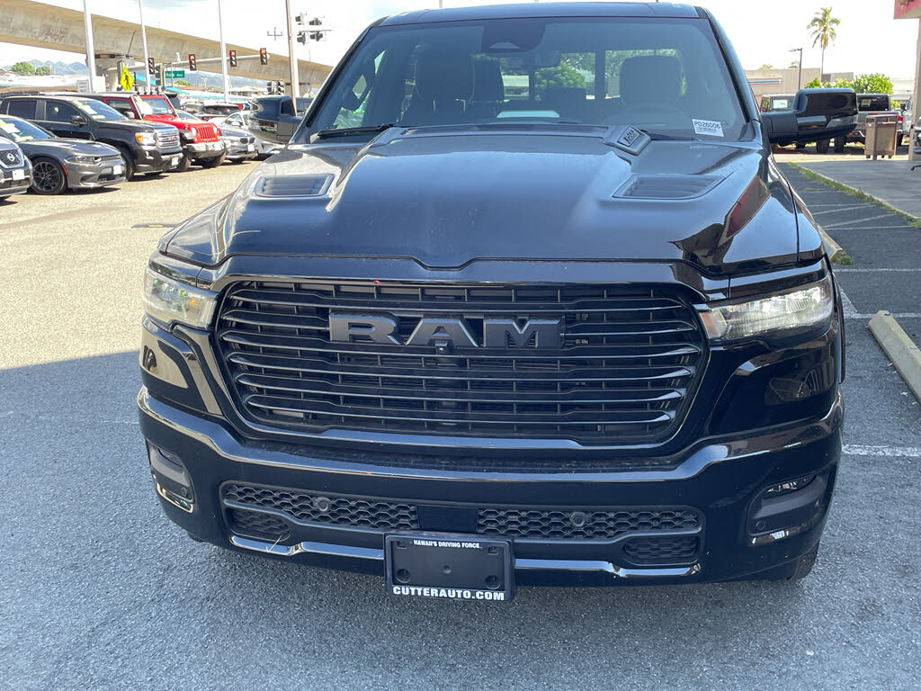 2026 RAM 1500 Laramie Crew Cab 4WD