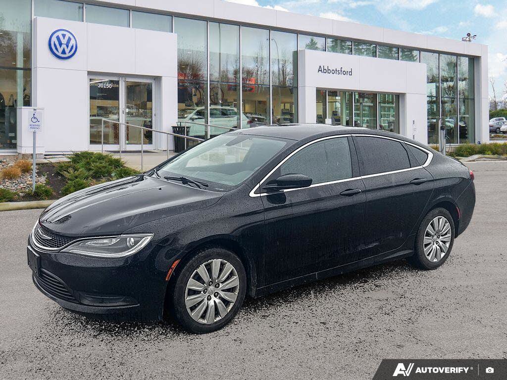 2016 Chrysler 200 LX Sedan FWD
