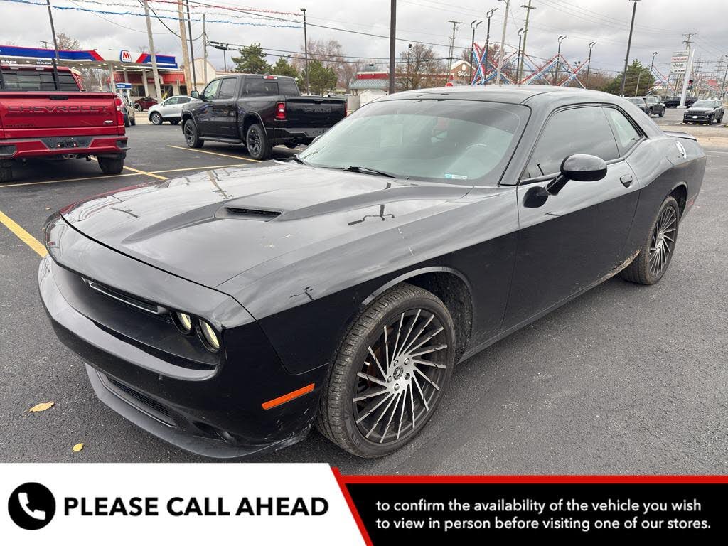 2018 Dodge Challenger SXT RWD