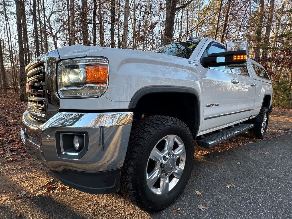 2018 GMC Sierra 2500HD SLT Crew Cab SB 4WD