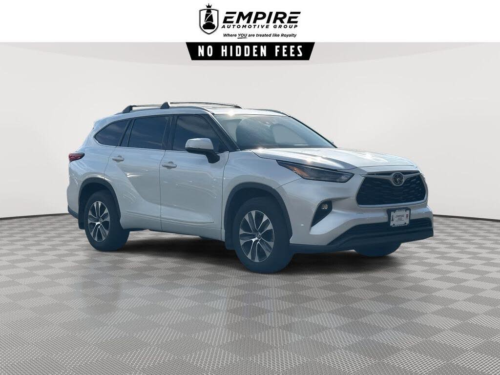 2022 Toyota Highlander XLE AWD
