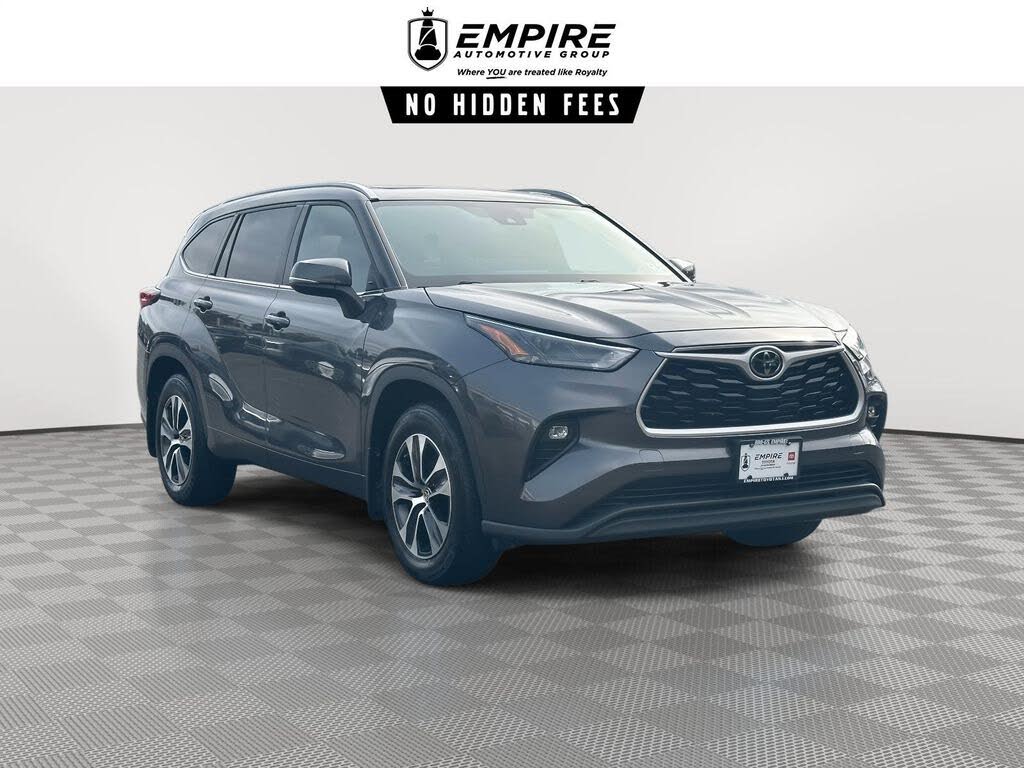2022 Toyota Highlander XLE AWD