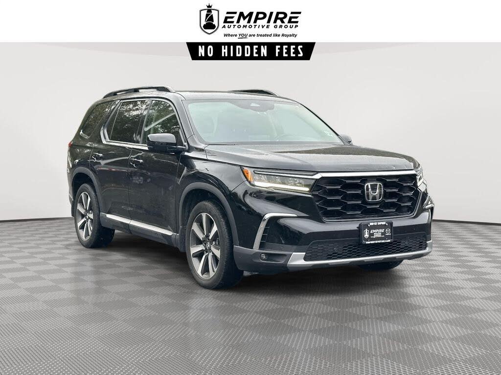 2023 Honda Pilot Touring AWD
