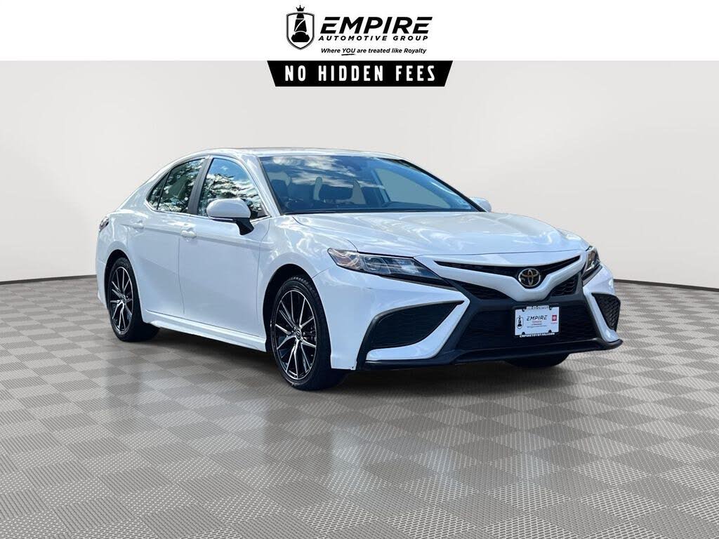 2023 Toyota Camry SE FWD