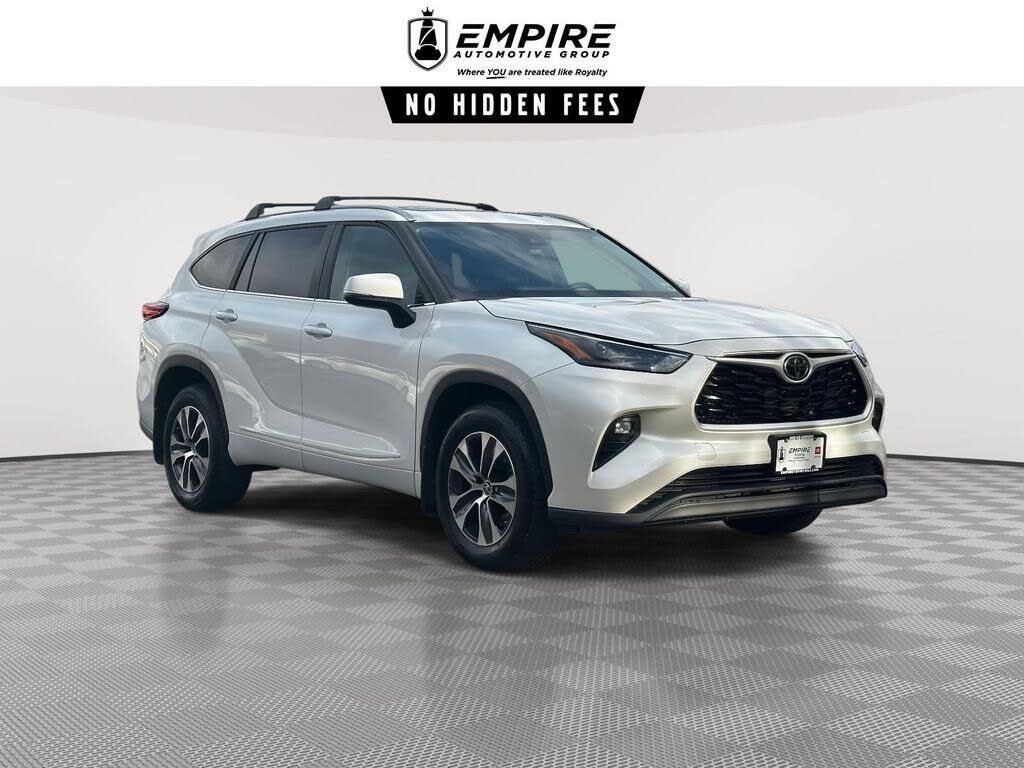 2023 Toyota Highlander XLE AWD
