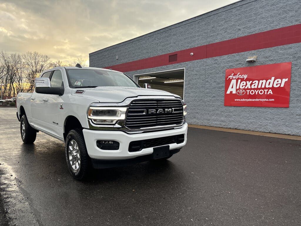 2024 RAM 2500 Laramie Crew Cab 4WD