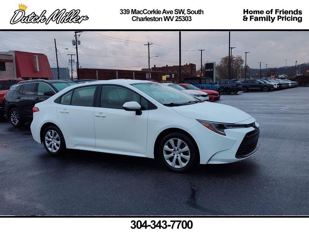 2024 Toyota Corolla LE FWD