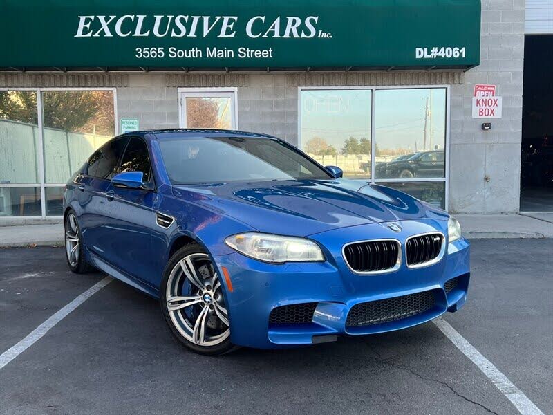 2015 BMW M5 RWD