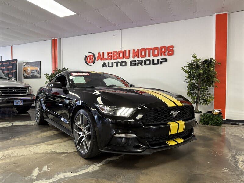 2016 Ford Mustang EcoBoost Premium Coupe RWD