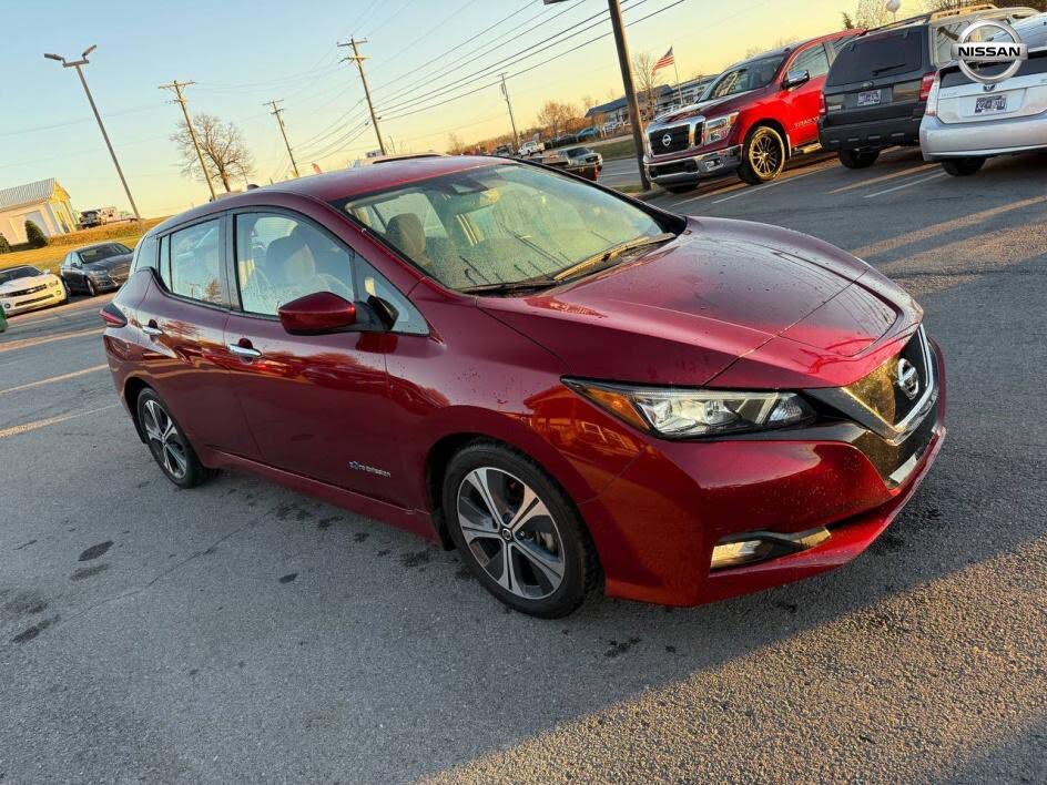 2018 Nissan LEAF SV