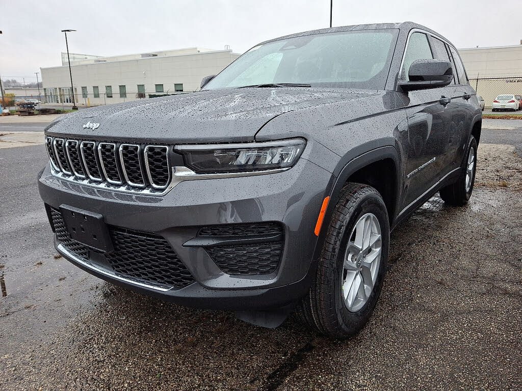2025 Jeep Grand Cherokee Laredo X 4WD