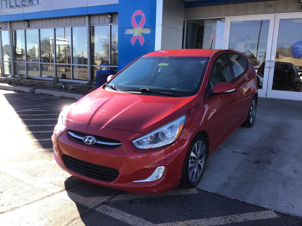 2015 Hyundai Accent Sport 4-Door Hatchback FWD