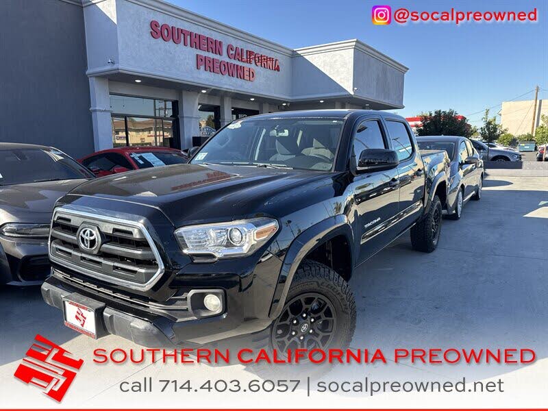 2017 Toyota Tacoma SR5 V6 Double Cab RWD