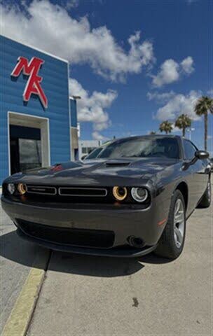 2018 Dodge Challenger SXT RWD
