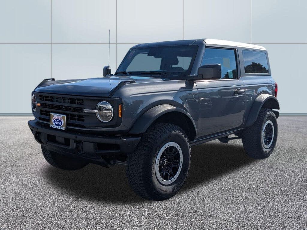 2023 Ford Bronco Advanced 2-Door 4WD