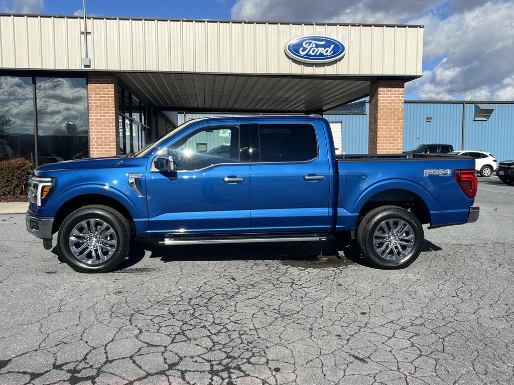 2025 Ford F-150 Lariat SuperCrew 4WD