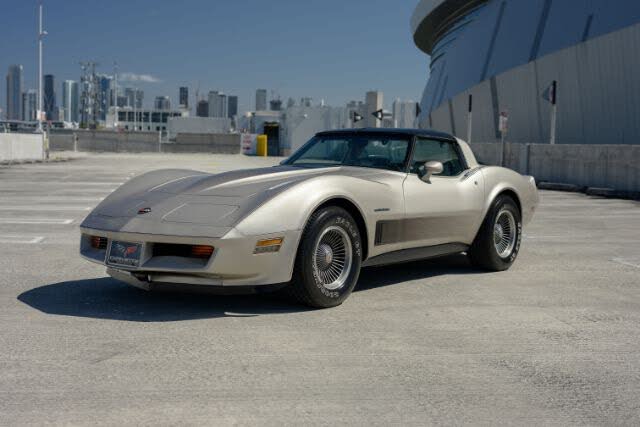 1982 Chevrolet Corvette Collector Edition Coupe RWD