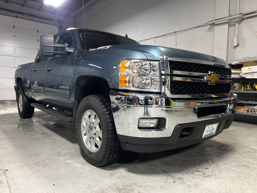 2011 Chevrolet Silverado 2500HD LTZ Crew Cab 4WD